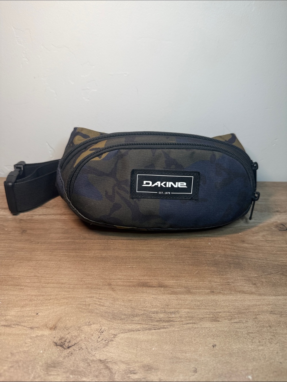 Dakine Black Camo Belt Bag